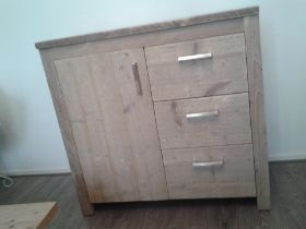 commode BB detail.jpg