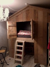 bedstee steigerhout 2.jpg